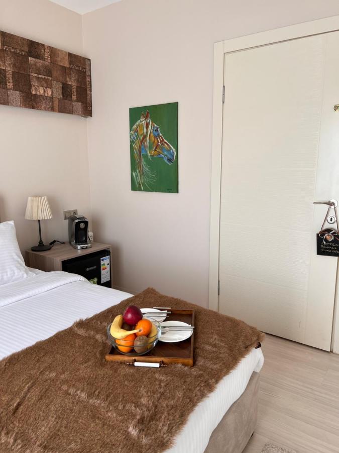 B. Equine Range Hotel Narlidere 외부 사진
